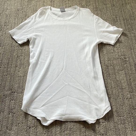 Zara T-shirt - Picture 1 of 1